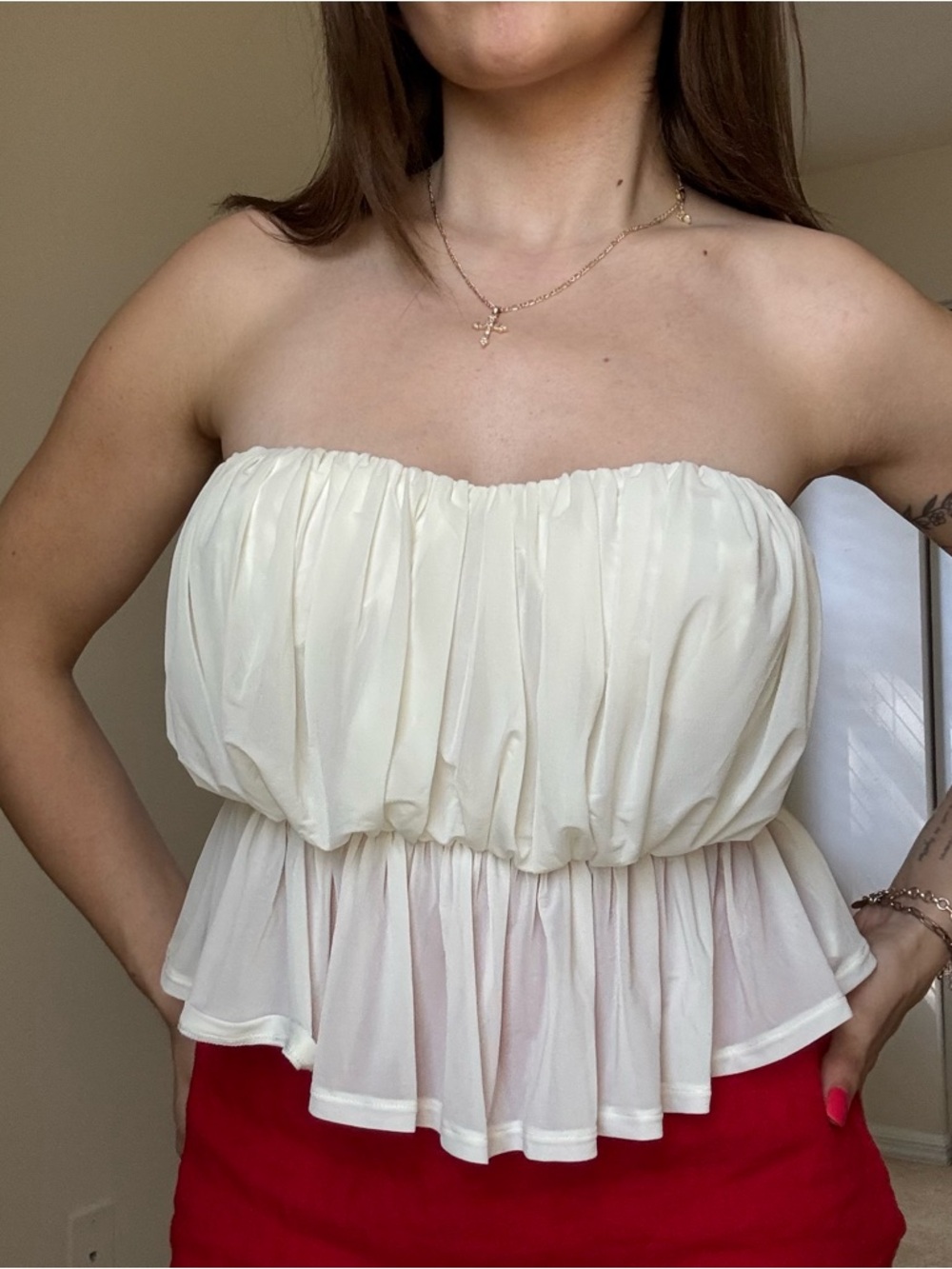 Express Strapless Ruched Peplum Top - Cream - Picture 4 of 5